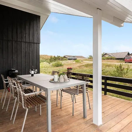 Fejzo - 700m To The Fjord By Interhome *